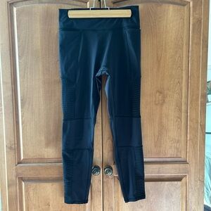 {Fabletics} black moto leggings